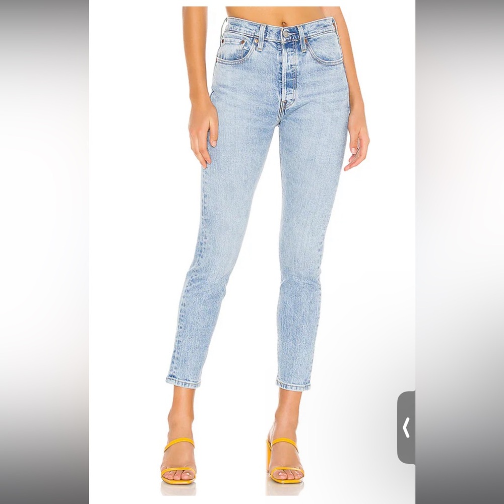 Levi 501 Skinny Light Wash Jeans